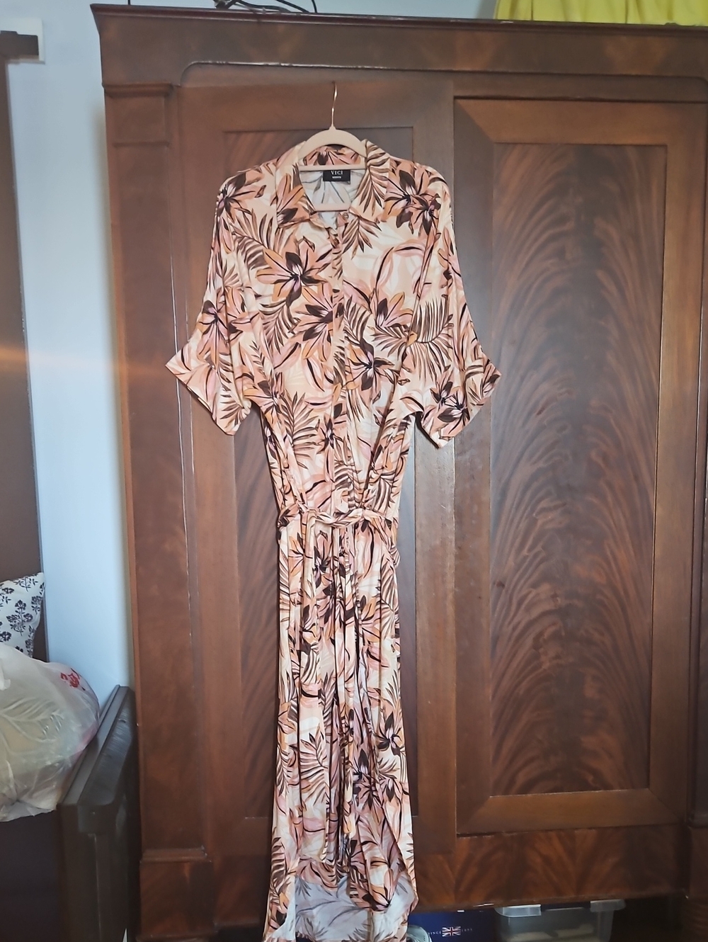 Vici -  Peach and Black Tropical Print Maxi Dress - Size Medium